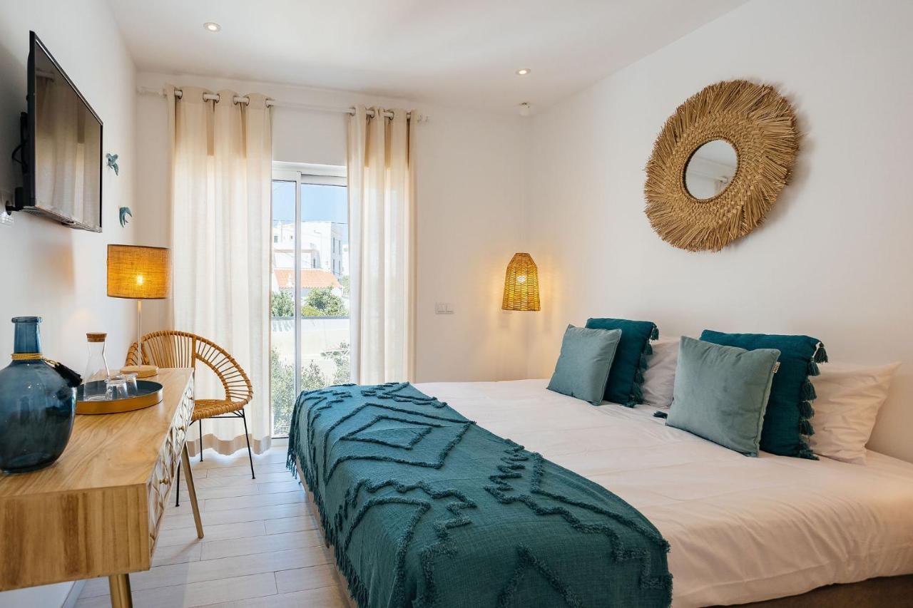 Coral Boutique Suites Albufeira Extérieur photo